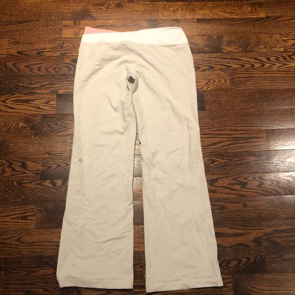 Lululemon Groove Pants - Picture 5 of 6